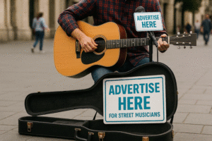ストリートミュージシャンのギターケース